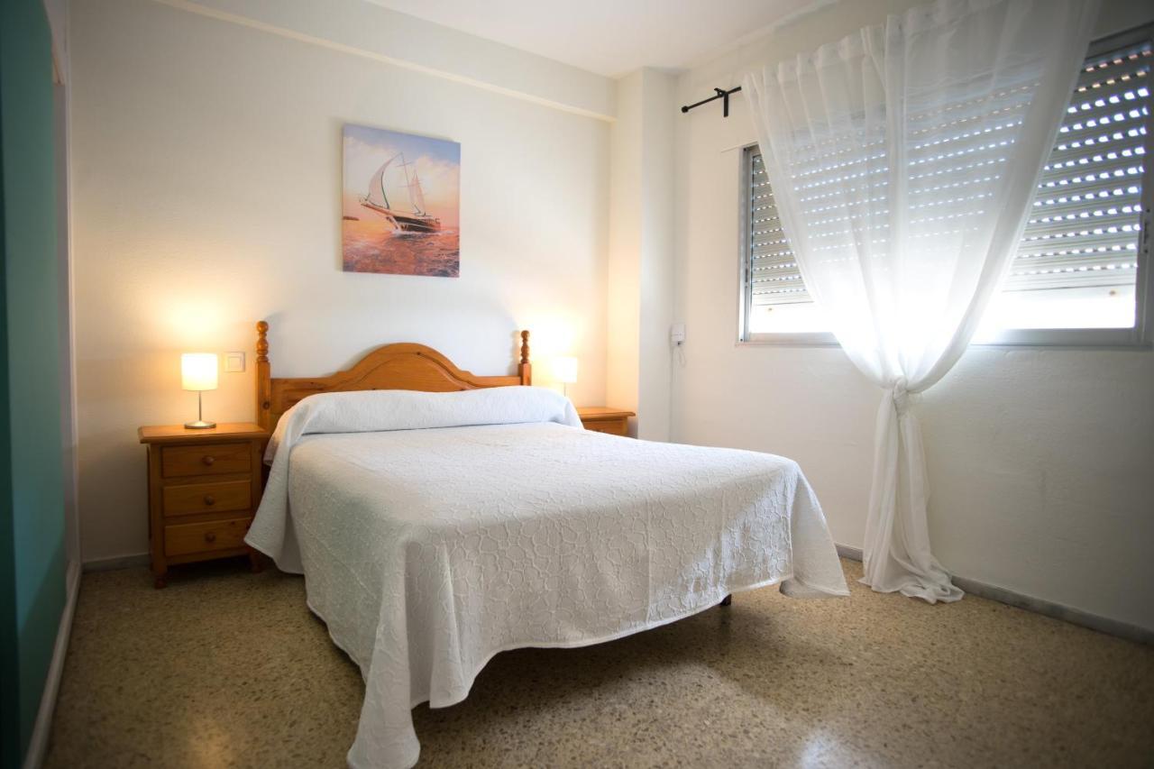 Delfín Playa Basic Ha Apartment Cádis Exterior foto